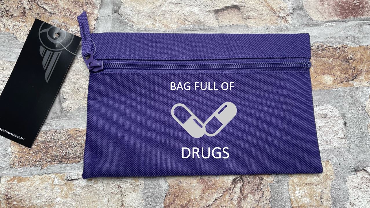 Small pouch/pencil case