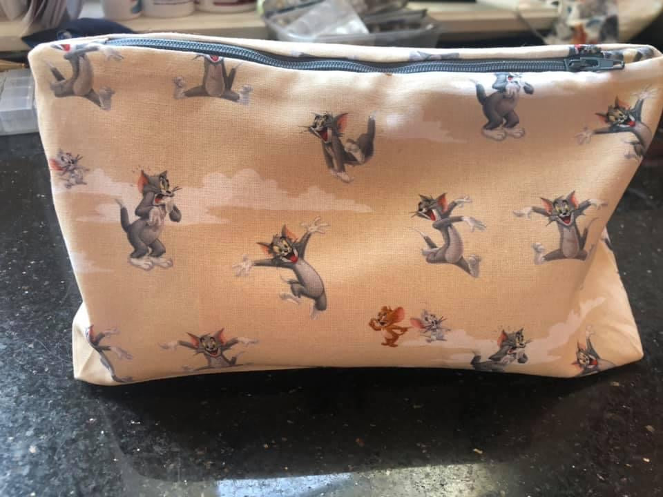 Makeup/ grooming bag