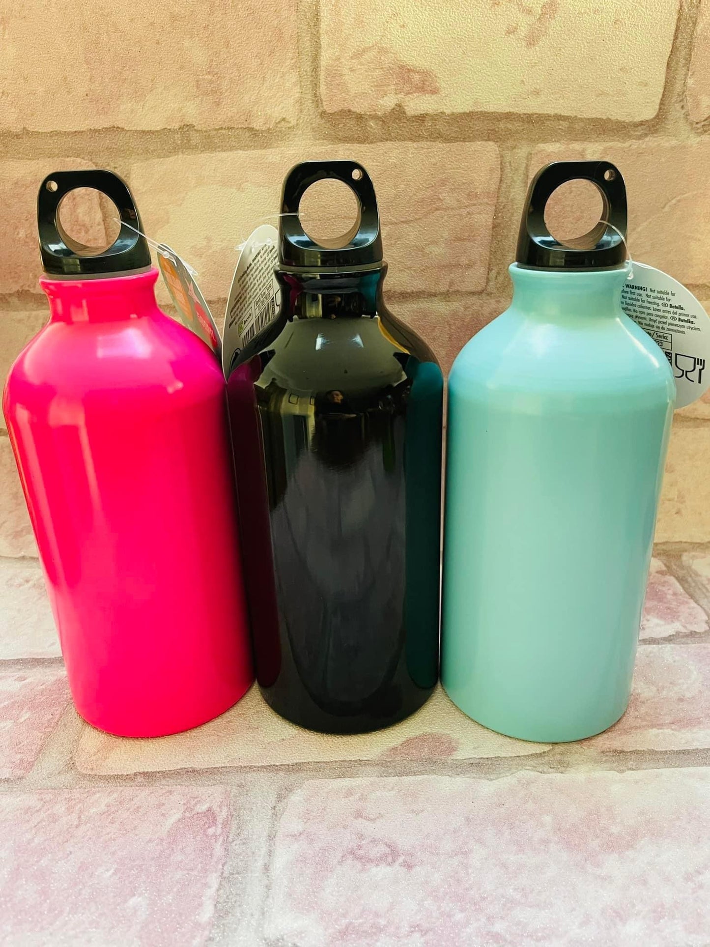 Aluminum water bottles